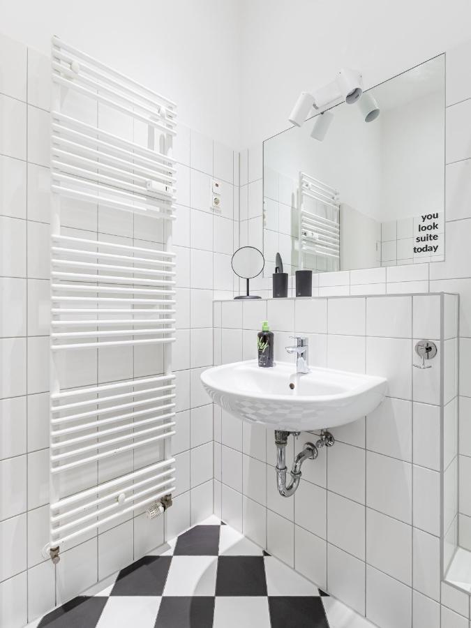 Limehome Berlin Malmoeer Strasse Bagian luar foto