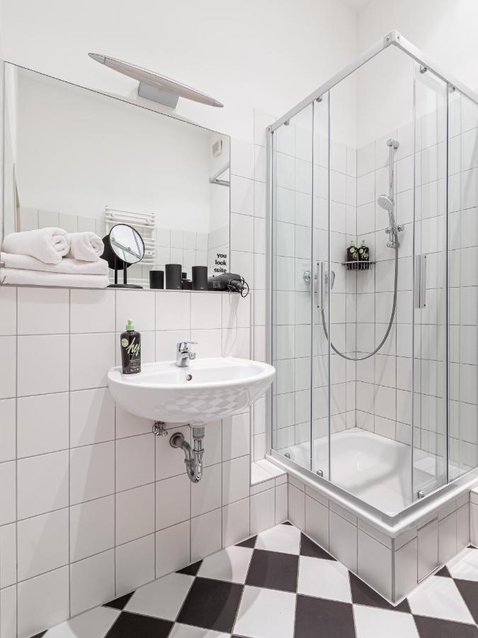 Limehome Berlin Malmoeer Strasse Bagian luar foto