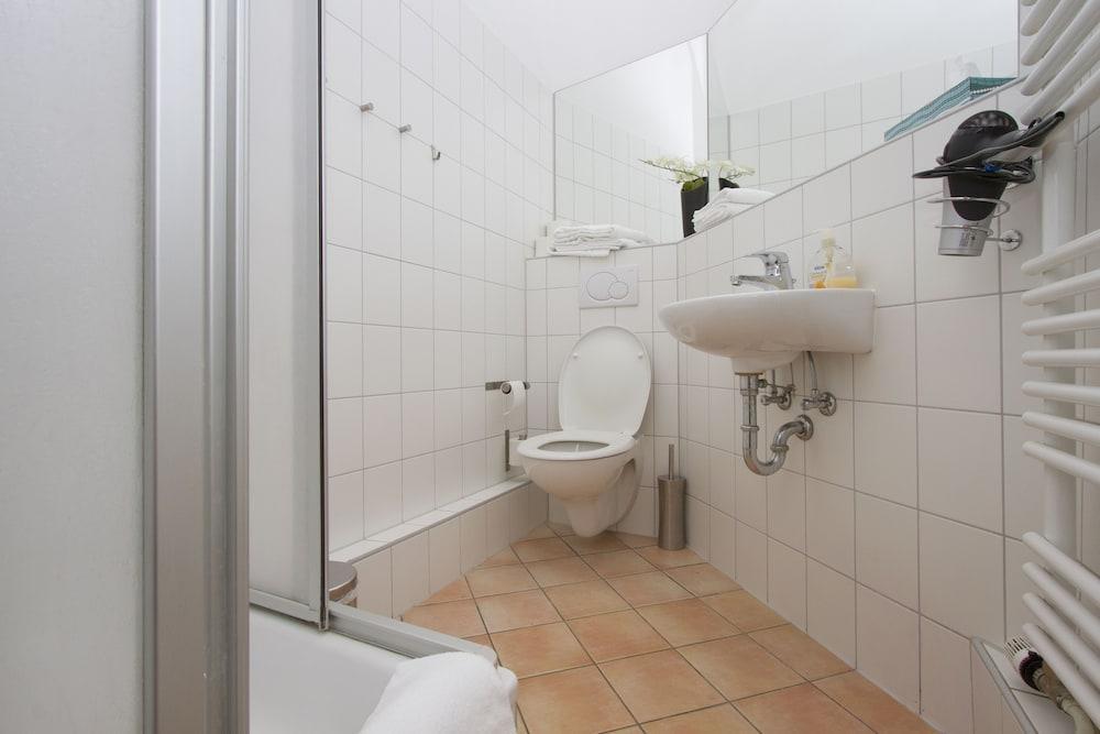 Limehome Berlin Malmoeer Strasse Bagian luar foto